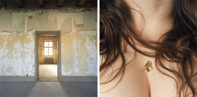 Durchgang eines verlassenen Gebäudes / Ausschnitt einer Frau mit Kettenanhänger